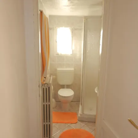 Apartment Charmantes Pfarrhaus Mit Seeblick Und Garten